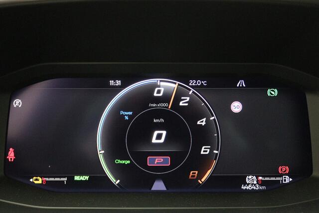 Cupra Leon Sportstourer 1.4 e-Hybrid VZ Adrenaline Virtual Cockpit, ACC, Camera, Apple Carplay, Sfeerverlichting, LED, 19''