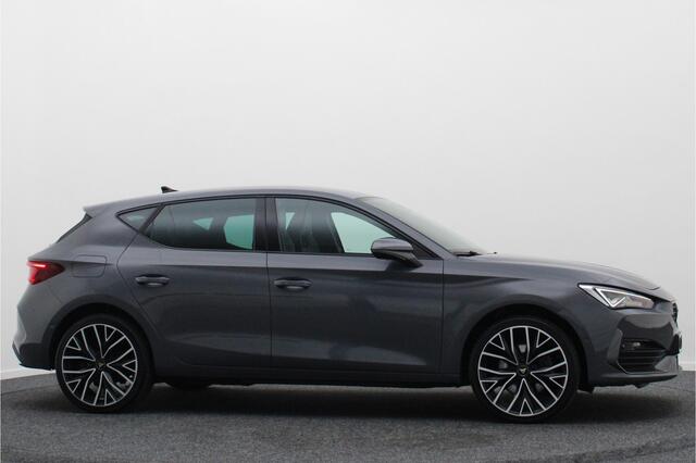 Cupra Leon Sportstourer 1.4 e-Hybrid VZ Adrenaline Virtual Cockpit, ACC, Camera, Apple Carplay, Sfeerverlichting, LED, 19''