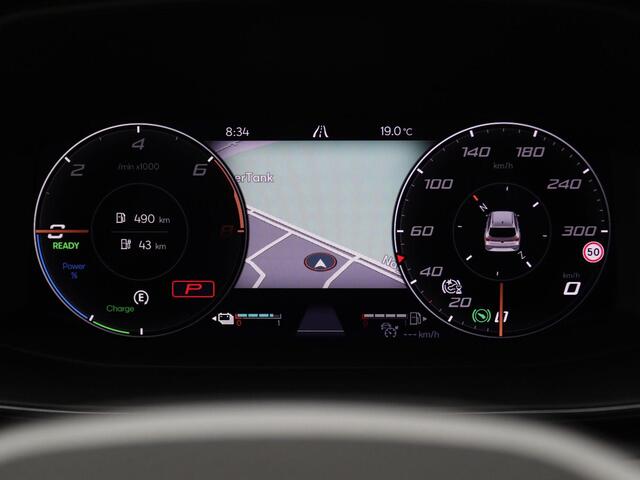 Cupra Leon Sportstourer 1.4 e-Hybrid Business 204PK DSG Elek. achterklep, Elek. stoelen, Side skirts, Climatronic, Adaptive Cruise Control, Stoelverwarming, Assistentiepakket, 18" LM Velgen