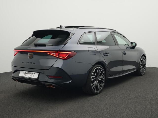 Cupra Leon Sportstourer 1.4 e-Hybrid 245 pk VZ Performance | Panoramadak | Adaptieve onderstelregeling (DCC) | Multifunctioneel CUPRA stuurwiel | Sportonderstel | Adaptive Cruise | 19 inch