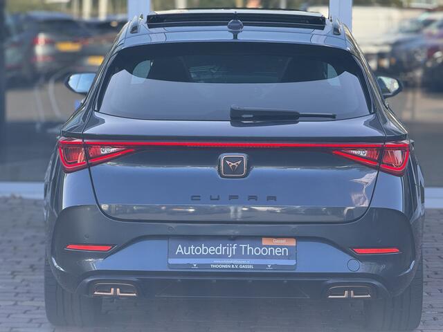 Cupra Leon Sportstourer 1.4 e-Hybrid VZ Performance | Vol Leer | 19"| Pano | elk. Stoel