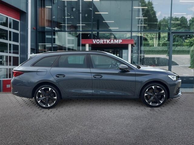 Cupra Leon Sportstourer 1.4 TSI DSG E-HYBRID TREKHAAK/NAVI/CARPLAY/ACC/PDC/STOELVERW
