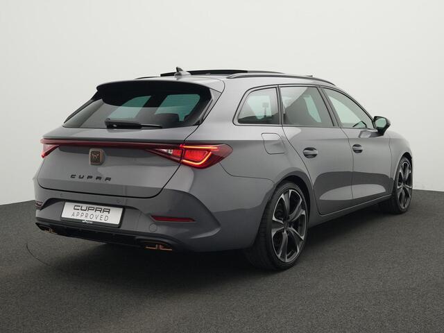 Cupra Leon Sportstourer 1.4 e-Hybrid 245 pk DSG VZ Performance | Panoramadak | Adaptief sportonderstel | Stuur-/stoelverwarming | 19 inch