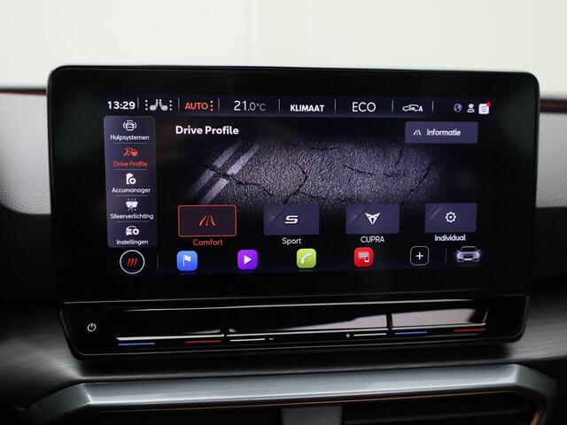 Cupra Leon Sportstourer 1.4e-Hybrid 180kW/245PK VZ DSG · Panoramadak · Leder/stof · Apple/Android Car Play ·