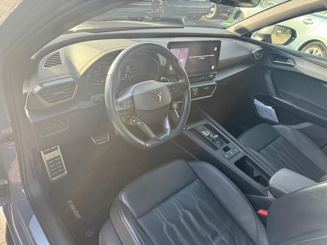 Cupra Leon Sportstourer 1.4 e-Hybrid 245 PK trekhaak, virtual cockpit, navi, memory stoelen