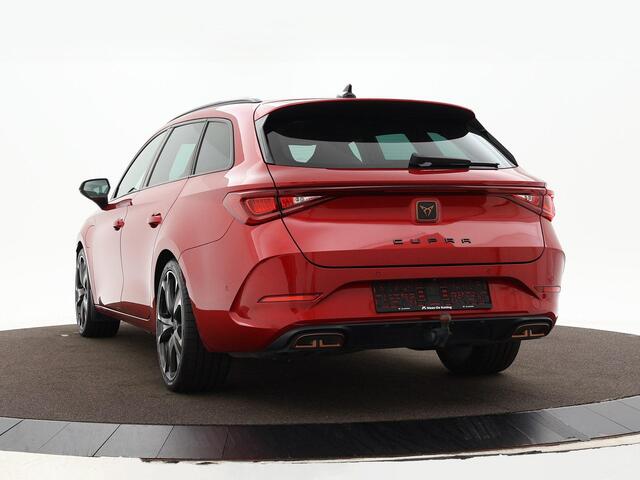Cupra Leon Sportstourer 1.4 245pk DSG e-Hybrid VZ Performance · Camera · Keyless · Apple/Android Car Play · Elek. Trekhaak · Elek. Achterklep · Navi · 19'' Inch · garantie t/m 27-02-2027 of 90.000km
