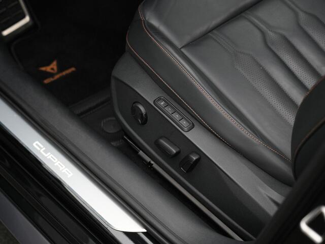 Cupra Leon Sportstourer 1.4 e-Hybrid 245 pk DSG VZ Performance | Panoramadak | Leder | Geheugenstoel | Adaptief sportonderstel | Stuur-/stoelverwarming