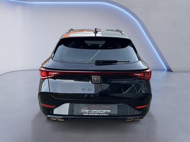 Cupra Leon Sportstourer 1.4 e-Hybrid VZ245 /Apple Carplay/Stoel- en stuurverwarming/Park.Sens. rondom+Cam./Adaptive Cruise Contr./Elektr. Klep/Climate Contr./DCC/Isofix/(MET GARANTIE*)