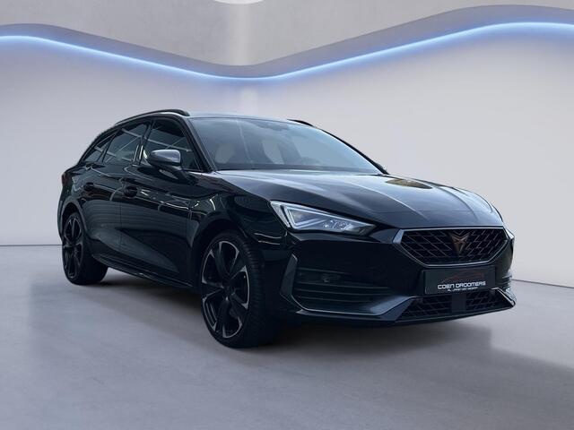 Cupra Leon Sportstourer 1.4 e-Hybrid VZ245 /Apple Carplay/Stoel- en stuurverwarming/Park.Sens. rondom+Cam./Adaptive Cruise Contr./Elektr. Klep/Climate Contr./DCC/Isofix/(MET GARANTIE*)