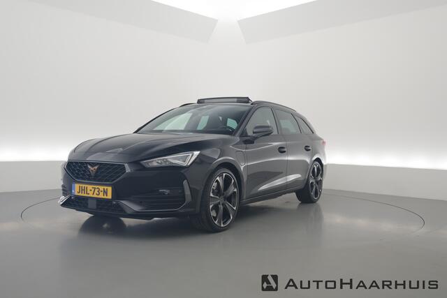 Cupra Leon Sportstourer 1.4 e-Hybrid VZ 245pk | S/K-Dak | Dig. Cockpit | Adapt. Cruise | Kuipstoelen | Nav+App.Connect | Stoel-Stuurverw. | Camera+PDC | Led | Elek. Klep | Sfeerverl. |