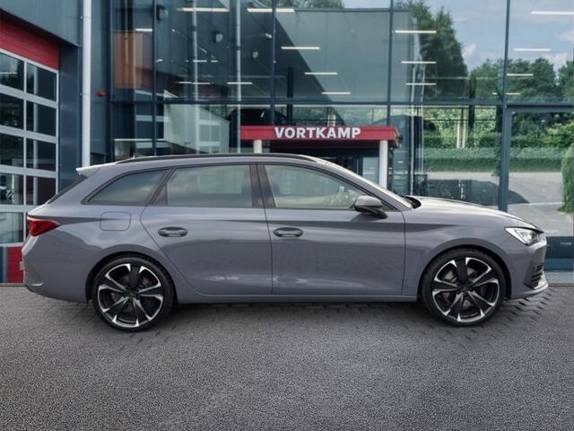 Cupra Leon Sportstourer 1.4 TSI DSG VZ E-HYBRID CAMERA/ACC/STOEL+STUURVERW/NAVI