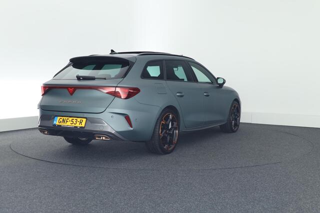 Cupra Leon Sportstourer 1.5 TSI 272pk e-Hybrid VZ Performance Sennheiser Camera Memory Keyless Virtual Cockpit Navigatie Panoramadak
