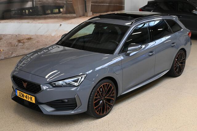 Cupra Leon Sportstourer 1.4 e-Hybrid 245pk VZ Performance | DCC | 19 Inch | Panoramadak | 100% (Dealer) onderhouden label