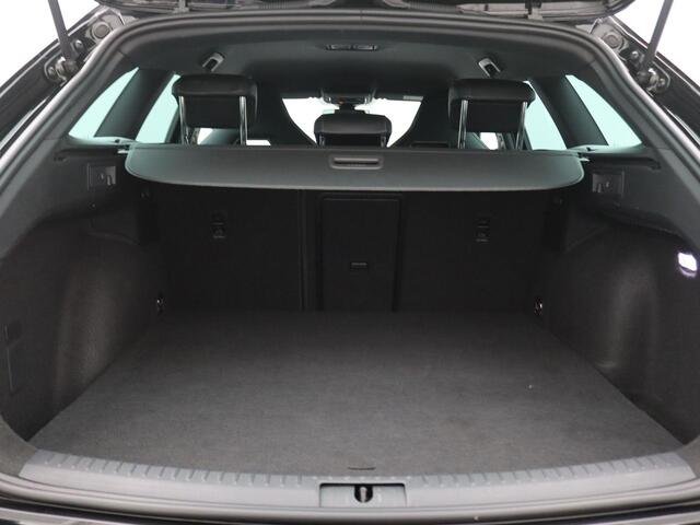 Cupra Leon Sportstourer 1.4 e-Hybrid VZ Performance 245PK DSG SOH 97%, Achteruitrijcamera, Adaptieve Cruise Control, Keyless, 19" LM Velgen, Side Assist, Stoel-Stuurverwarming, Voorruitverwarming