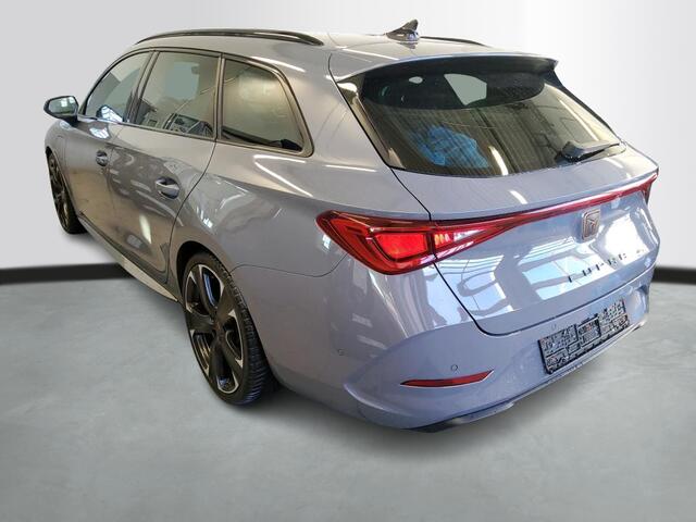 Cupra Leon Sportstourer 1.4 TSI eHybrid 245pk PHEV VZ Performance / S-Stuur / Safe & Driving XL / Camera