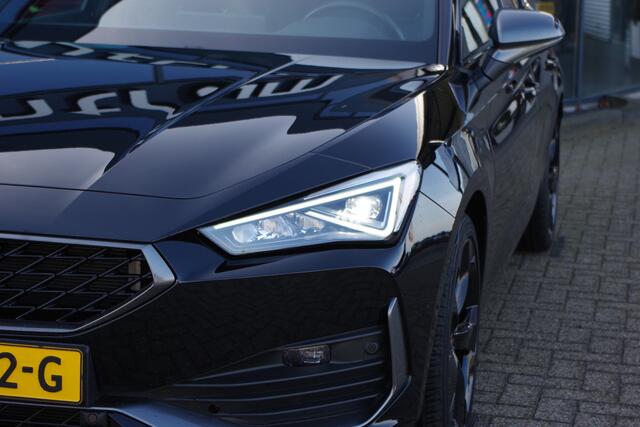Cupra Leon Sportstourer 1.4 e-Hybrid 204 PK BNS, Kuipstoelen, Winterpakket, Memory, Camera, Carplay
