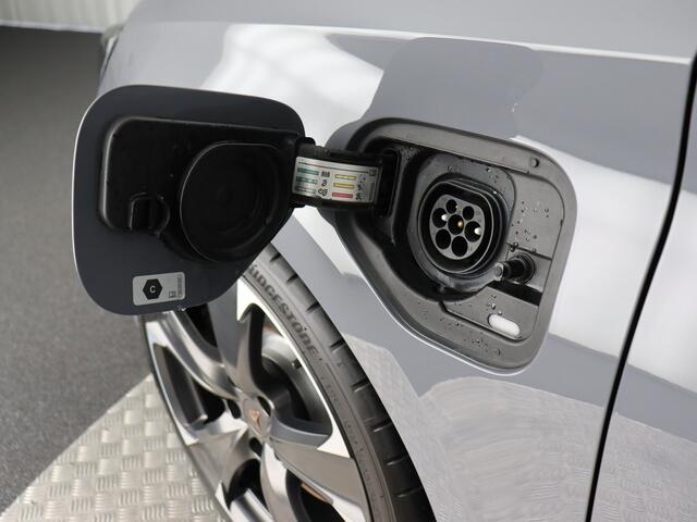 Cupra Leon Sportstourer 1.4 e-Hybrid VZ Business (Camera / Carplay / Stoel-Stuurverw. / ACC / 19'')