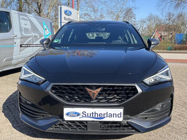Cupra Leon Sportstourer 1.4 e-Hybrid VZ Business 245pk | PHEV | Stoelverwarming | Camera | Adaptive cruise control