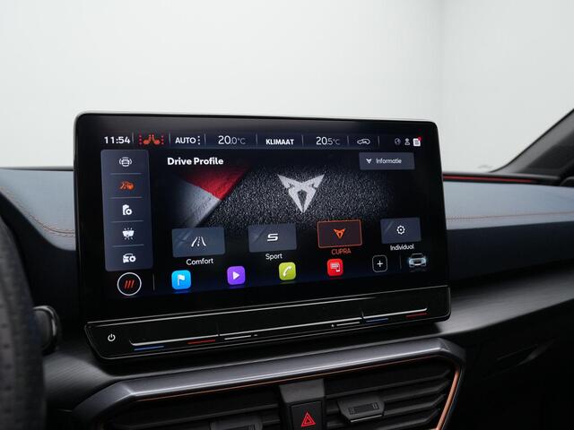 Cupra Leon Sportstourer 1.4 e-Hybrid 245 pk VZ | Panoramadak | Lederen Sabelt kuipstoelen | Adaptief sportonderstel | Achteruitrijcamera | Stuur-/stoelverwarming