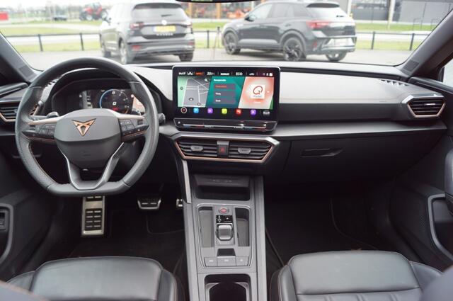 Cupra Leon Sportstourer 1.4 eHybrid DSG 245pk / Panodak / Leer / Elektr. stoel / LED / Camera