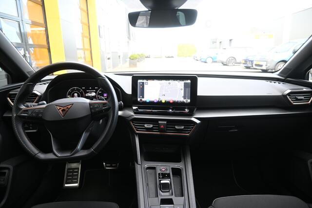 Cupra Leon Sportstourer 1.4 e-Hybrid VZ Performance | 245 PK | TREKHAAK | STUUR/STOELVERWARMING | NAVI | APPLECARPLAY/ANDROIDAUTO | ADAPT. CRUISE CONTROL | CLIMATE CONTROL | PDC | LMV