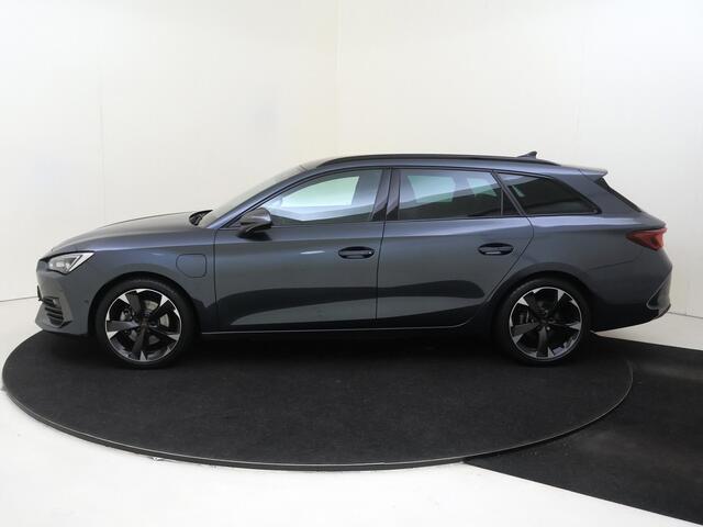 Cupra Leon Sportstourer 1.4 e-Hybrid Business | SoH 100% | Adaptieve demping | Stoel- en stuurwielverwarming | Achteruitrijcamera | Parkeerassistent | Keyless | 3-zone airco | Navigatie |
