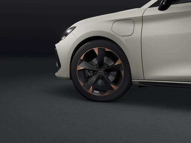 Cupra Leon Sportstourer 1.5 TSI e-Hybrid Business Panoramadak - Sennheiser - Elektrisch verstelbare stoelen