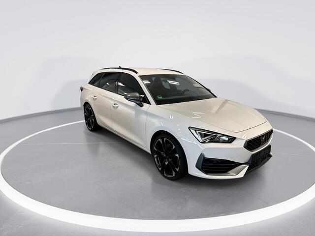 Cupra Leon Sportstourer 1.4 e-Hybrid 245pk DSG VZ Business · SOH 95% · Stuur- & Stoelverwarming · Keyless · Sfeerverlichting · Cruise Control · 19"Velgen ·