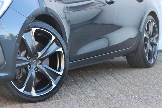 Cupra Leon Sportstourer 1.4 e-Hybrid Business 245pk DSG6 | Memory | Camera | Carplay
