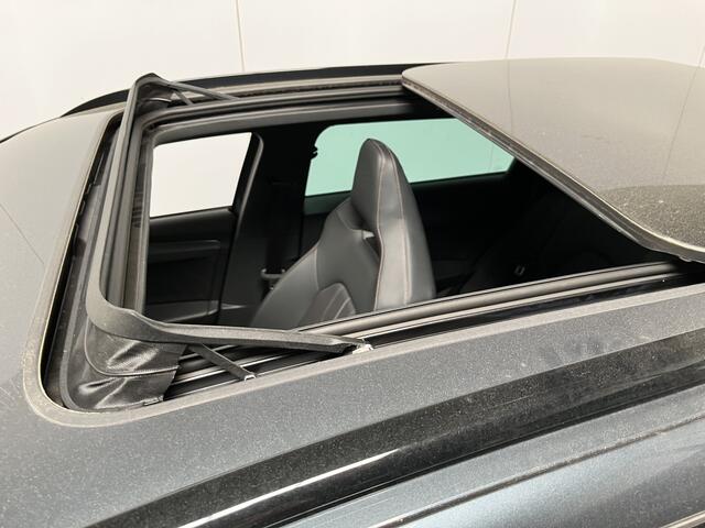 Cupra Leon Sportstourer 1.4 e-Hybrid VZ Performance / AUTOMAAT/ 245PK/ PANO/ PARK.SENSOREN V+A/ CAMERA/ STUURVERWARM./ ACC/ DODEHOEK/ ELEK.ACHTERKLEP/ KEYLESS/ DIGITAL DASH/ RIJ-MODI/ NAVI/ DAB/ CLIMA/ LED/ 19'' LMV
