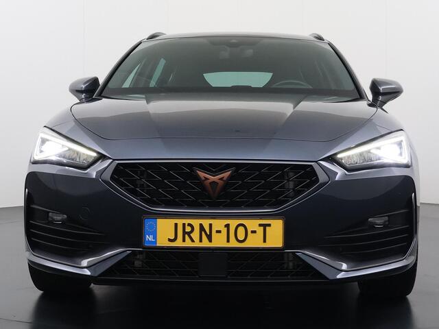 Cupra Leon Sportstourer 1.4 eTSI PHEV FR 33.000 KM | PHEV PLUG-IN HYBRIDE | PERFORMANCE STOELEN | STOEL- & STUURWIELVERWARMING | ELEKTRISCHE ACHTERKLEP | COMPLEET ONDERHOUDEN | UNIEKE KM-STAND | DIRECT RIJKLAAR & LEVERBAAR | INCL. 12 MND BOVAG GARANTIE