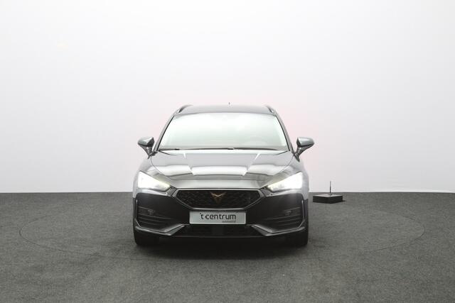 Cupra Leon Sportstourer 1.4 e-Hybrid Essential, Memory, Stuur- & Stoelverwarming, Camera, Cruise Control