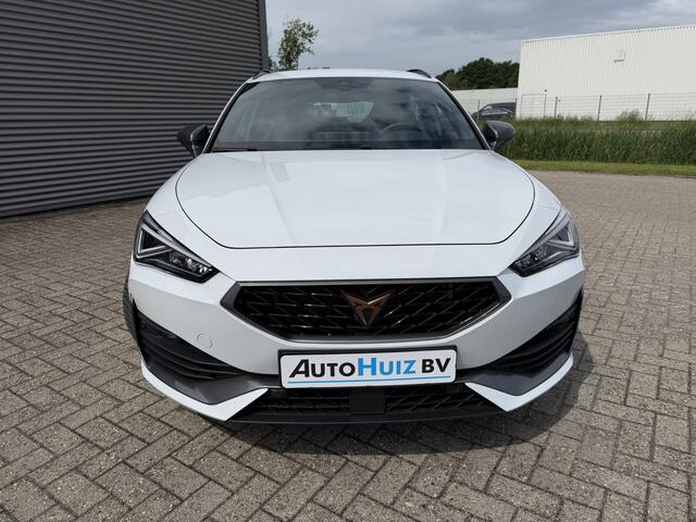 Cupra Leon Sportstourer 1.4 e-Hybrid Essential ACC Carplay Stoelverwarming Stuurwielverwarming 18 Inch Achteruitrijcamera