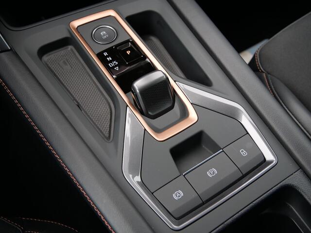 Cupra Leon Sportstourer 1.5 TSI e-Hybrid Business 204 Pk Automaat Navi / DAB / Apple Carplay / Camera / Parkeerassistent