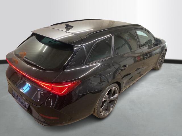 Cupra Leon Sportstourer 1.4 TSI eHybrid 204pk PHEV Adrenaline / Trekhaak / Adaptieve Dempers / Camera / Navigatie