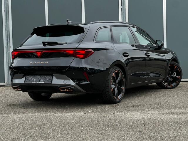 Cupra Leon Sportstourer 1.5 e-Hybrid 204pk Business | ACC | Trekhaak | Climate | Carplay
