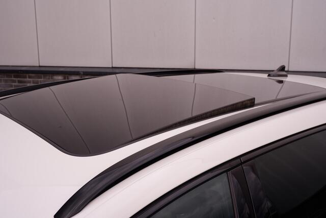 Cupra Leon Sportstourer 1.4 e-Hybrid Black Edition | Panorama | Carplay | Camera | Virtual | LED |