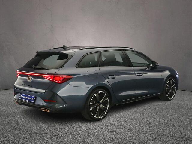 Cupra Leon Sportstourer VZ Business 1.4 TSI eHybrid 245pk DSG Automaat Trekhaak, Adaptive cruise cotnrol, Stoelverwarming, LED koplampen, Navigatie, Achteruitrijcamera