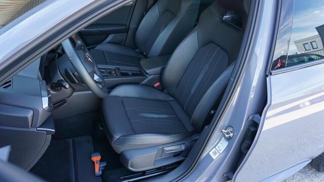 Cupra Leon Sportstourer 1.4 e-Hybrid 245pk VZ Copper Edition Pano.Dak 19inch LM *Black Pack* Virtual *Graphene Grey* 77536km!