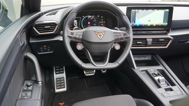 Cupra Leon Sportstourer 1.4 e-Hybrid 245pk VZ Copper Edition Pano.Dak 19inch LM *Black Pack* Virtual *Graphene Grey* 77536km!
