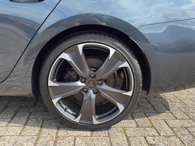 Cupra Leon Sportstourer 1.4 TSI VZ eHYBRID PANO-DAK/PDC/ACC/LED/CARPLAY/NAVI/STOEL+STUURVERW