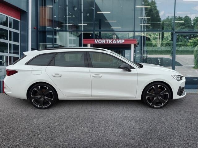 Cupra Leon Sportstourer 1.4 TSI VZ eHYBRID TREKHAAK/CAMERA/ACC/STOEL+STUURVERW/CARPLAY/NAVI