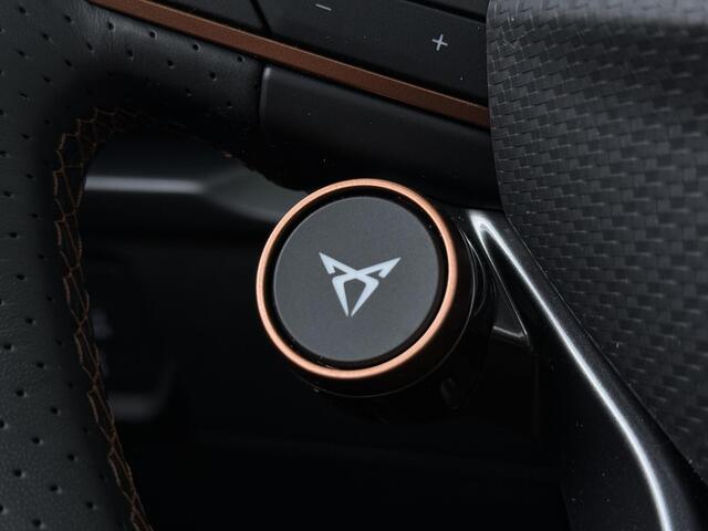 Cupra Leon Sportstourer 1.4 e-Hybrid VZ Performance | 245 PK | SoH 91% | Panoramadak | Adaptive cruise control | Dodehoek detectie | Apple Carplay/Android Auto |