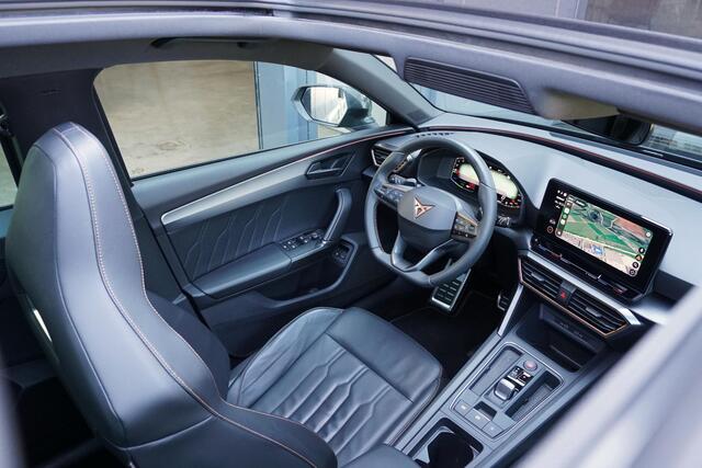 Cupra Leon Sportstourer 1.4 e-Hybrid VZ Copper Edition 245pk + PANO / LEDER / MEMORY / DCC