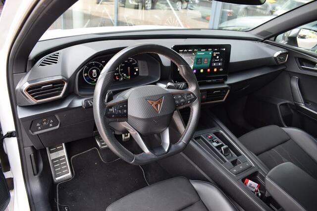 Cupra Leon Sportstourer 1.4 e-Hybrid VZ Business | 245 PK | Half Leer | Apple CarPlay | Stuurverwarming