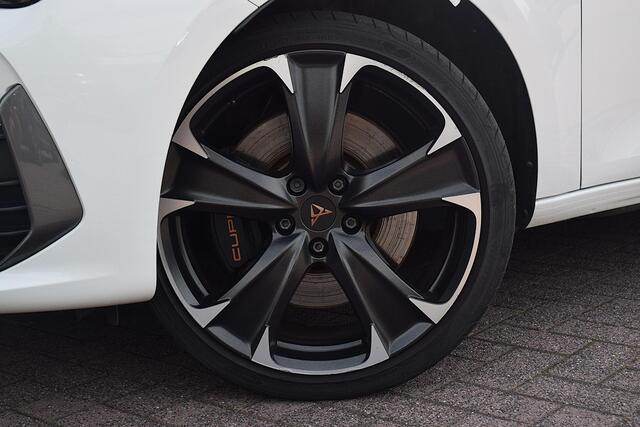 Cupra Leon Sportstourer 1.4 e-Hybrid VZ Business | 245 PK | Half Leer | Apple CarPlay | Stuurverwarming