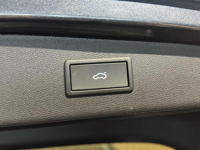 Cupra Leon Sportstourer 1.4 e-Hybrid VZ Business | Pano | Stoel/stuurverwarming | Ad. cruise | Keyless |
