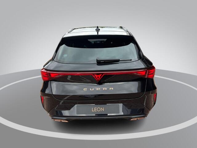 Cupra Leon Sportstourer 1.5 TSI e-Hybrid VZ Performance 272PK l Sennheiser Audio l Trekhaakvoorbereiding l Intellingent Drive l Incl 2000 euro inruilpremie
