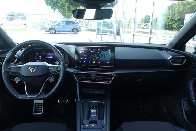 Cupra Leon Sportstourer 1.4 e-Hybrid VZ Performance PANO, MEMORY, WINTER PACK, ADAPT. CRUISE, CLIMA, NAVI, CAMERA, PDC V&A, APPLE CARPLAY/ANDROID AUTO, BLIS, KEYLESS, ELEKT. ACHTERKLEP, 56.911KM