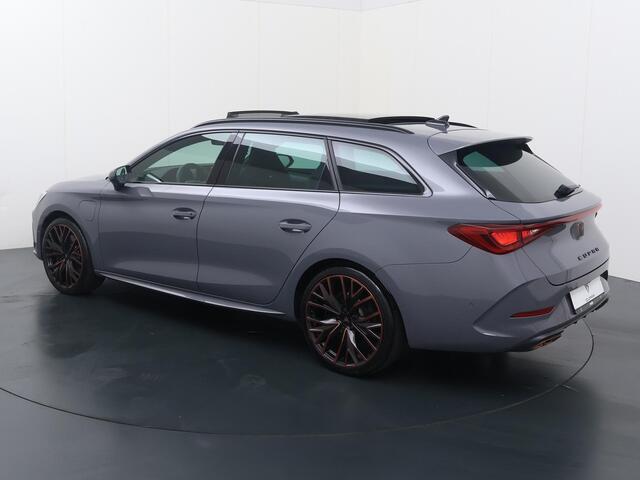 Cupra Leon Sportstourer 1.4 e-Hybrid VZ Performance | 245 PK | SoH 91% | Panoramadak | Adaptive cruise control | Dodehoek detectie | Apple Carplay/Android Auto |